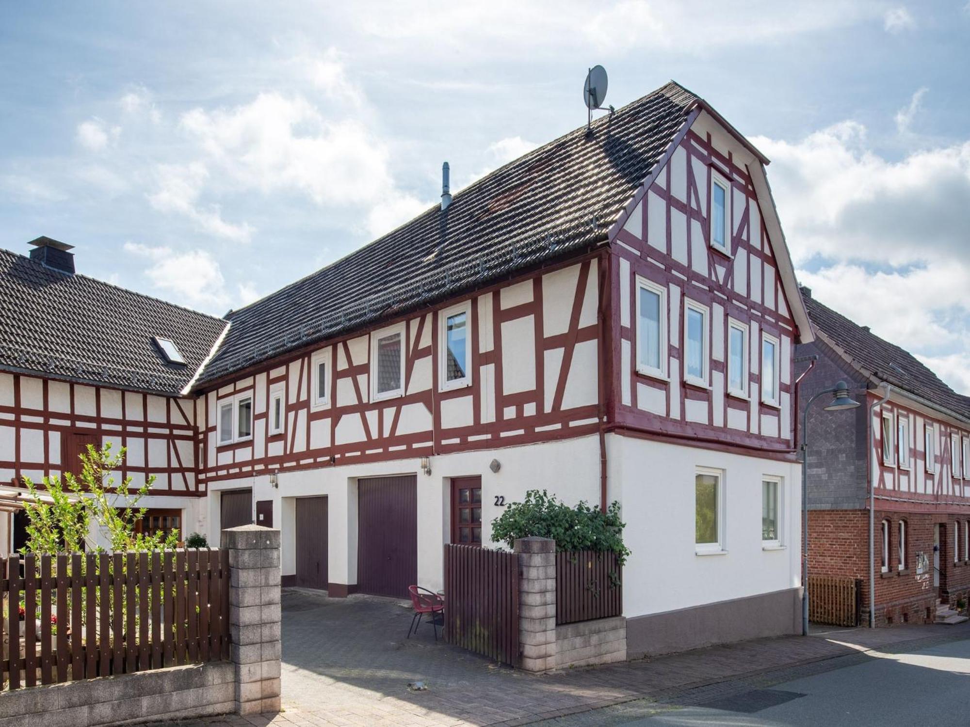 Delightful Holiday Home In Battenberg Near Forest Exterior photo